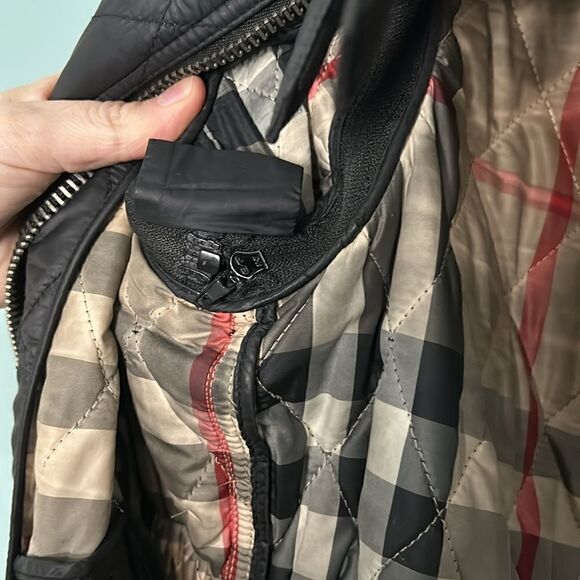 Burberry Quilted Moto Jacket Convertible - Picture 14 of 16